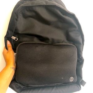 Lululemon Everywhere Backpack 17L